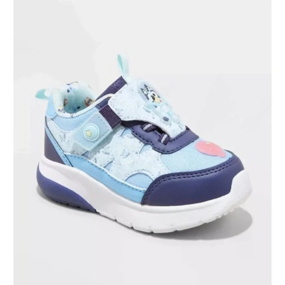 Toddler Boys Bluey Light-Up Sneakers Blue Size 12 New With Tags‎
